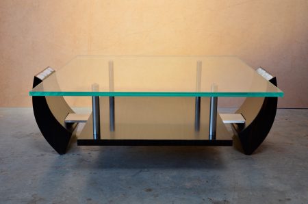 Table basse (modèle déposé)